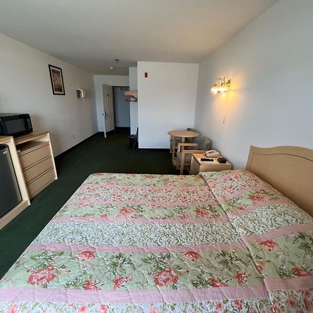 Red Bud Country Inn Extérieur photo